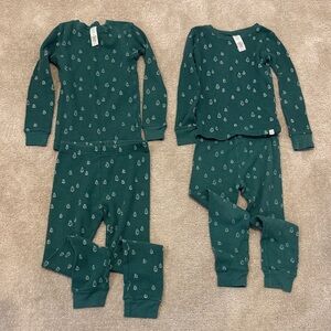 Carter's Green Kids Pajama Set